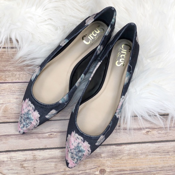 sam edelman velvet flats